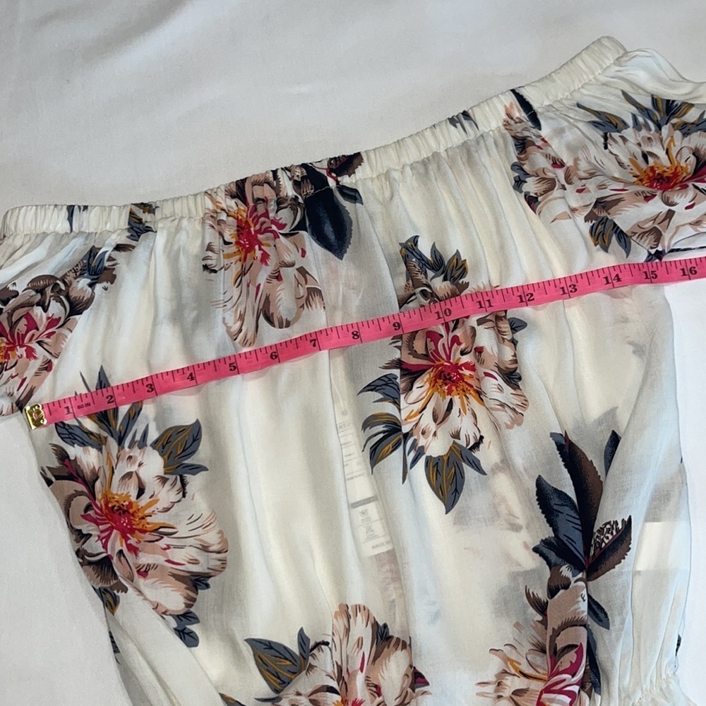 HIBLUCO Off Shoulder top • Size Small • Floral Print - Picture 7 of 11